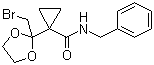 1-[2-(Bromomethyl)-1,3-dioxolan-2-yl]-N-(phenylmethyl)cyclopropanecarboxamide molecular structure (CAS 147011-41-4)