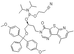 Bis(1-methylethyl)phosphoramidous acid (1S)-1-[[bis(4-methoxyphenyl)phenylmethoxy]methyl]-3-(7,9-dimethyl-4-oxopyrido[3',2':4,5]thieno[3,2-d]pyrimidin-3(4H)-yl)propyl 2-cyanoethyl ester molecular structure (CAS 548430-99-5)